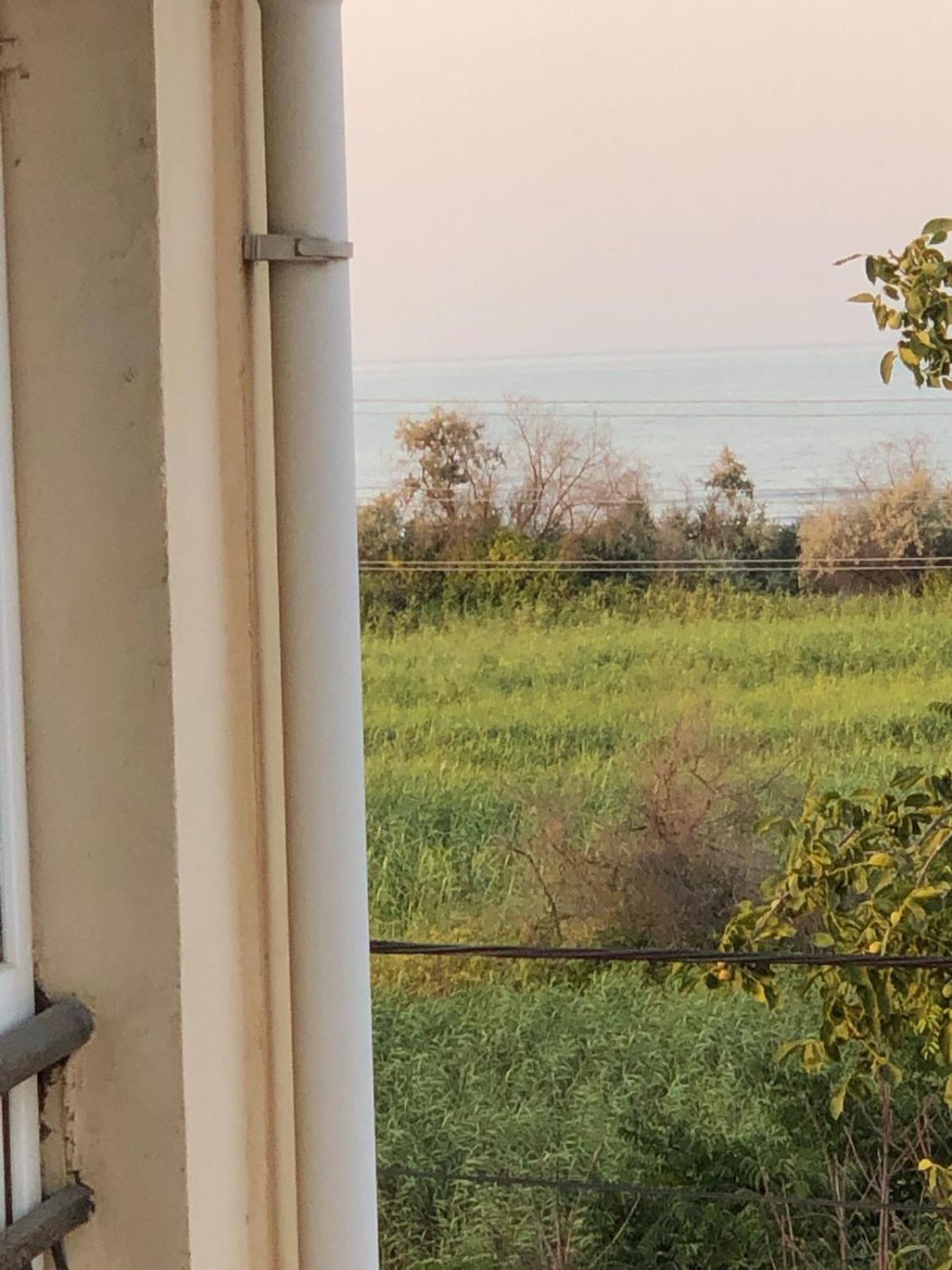 Rey 2 Bed & Breakfast Nabran Room photo